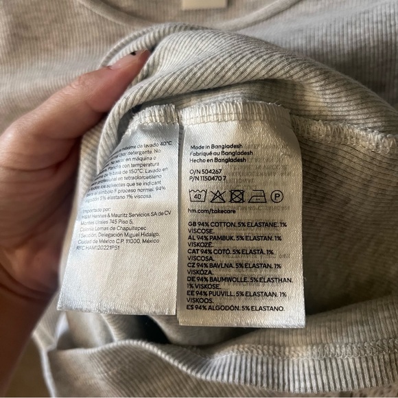 Basic Tee - Picture 5 of 5